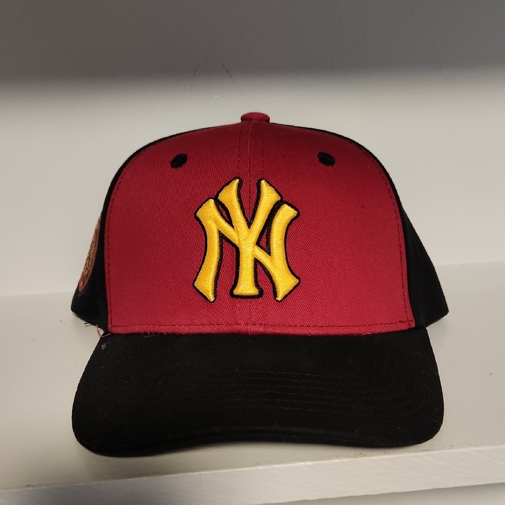 Harry Potter Gryffindor Yankee Cap - BN